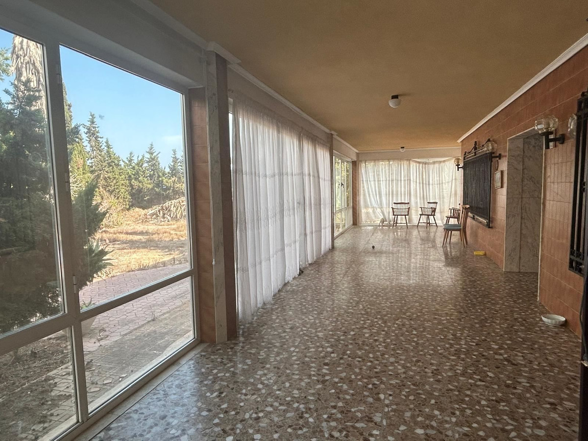 Se vende Villa - Chalet de 6 dormitorios en Costa Blanca, Alicante, España