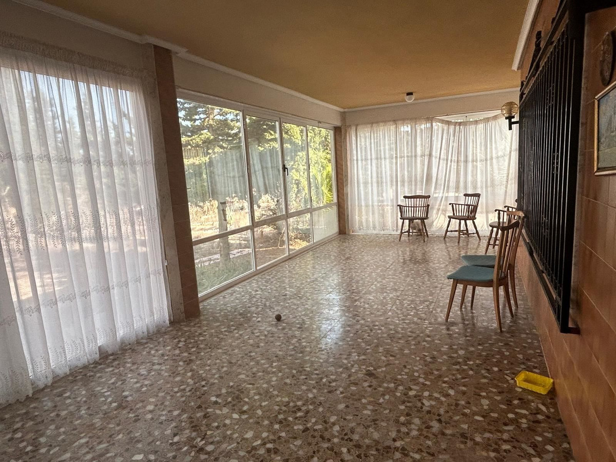 Se vende Villa - Chalet de 6 dormitorios en Costa Blanca, Alicante, España