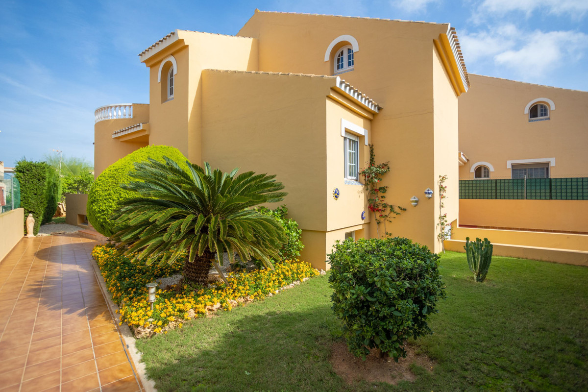 Se vende Villa - Chalet de 3 dormitorios en Costa Calida, Murcia, España