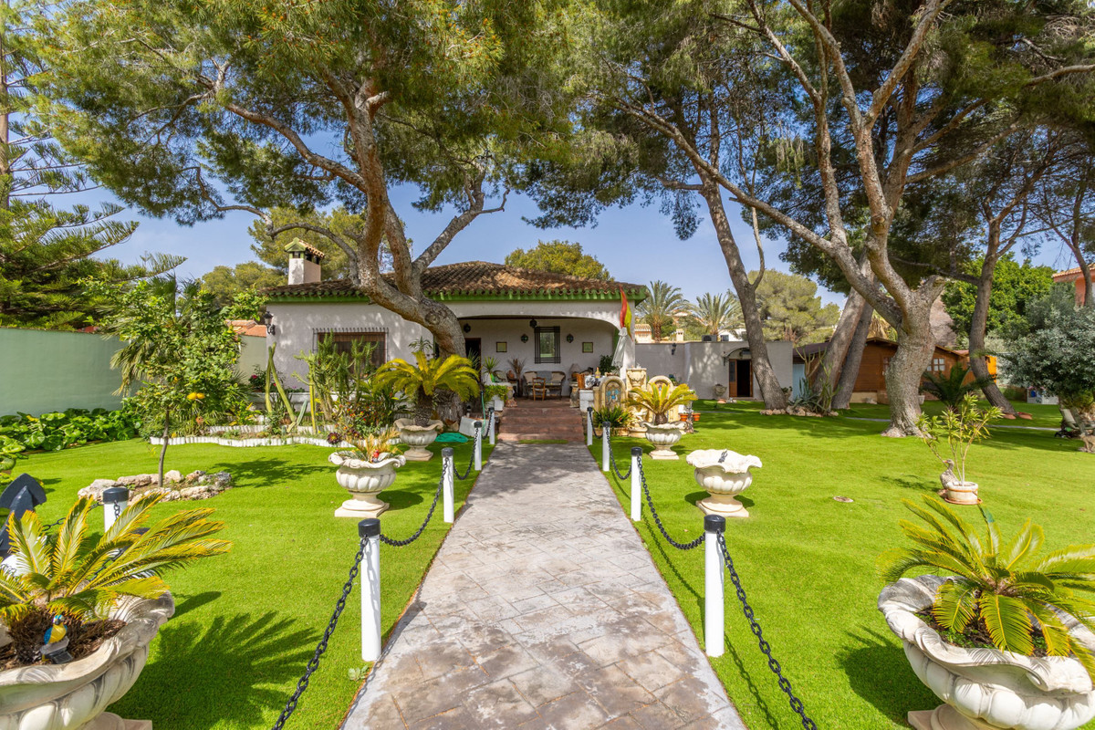 3 Bed Townhouse for sale in Campoamor Costa Blanca, Alicante, Spain