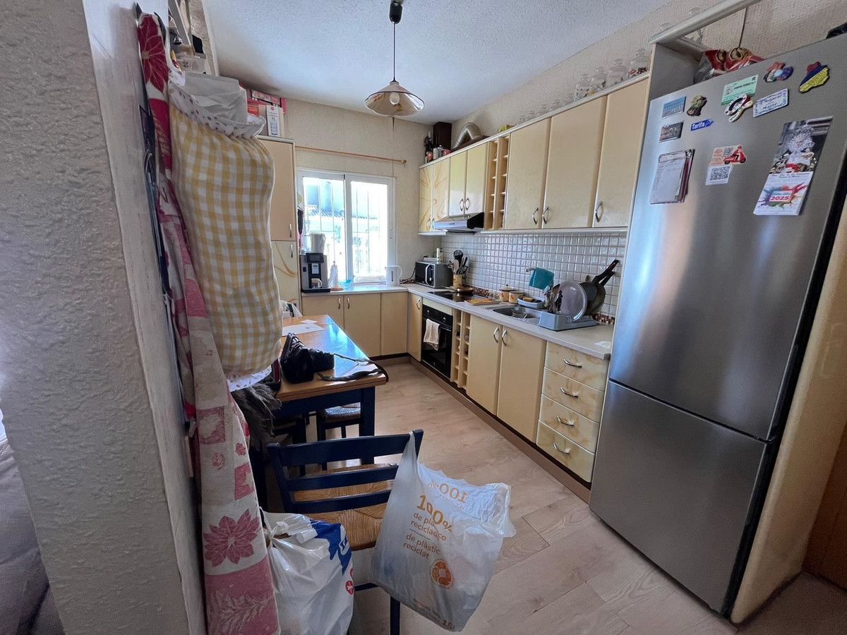 Se vende Villa - Chalet de 4 dormitorios en Costa Blanca, Alicante, España