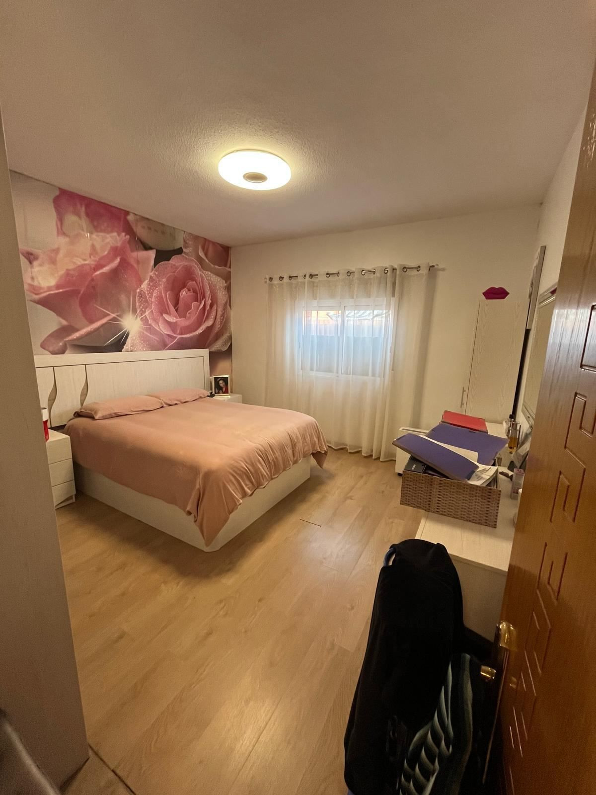 Se vende Villa - Chalet de 4 dormitorios en Costa Blanca, Alicante, España