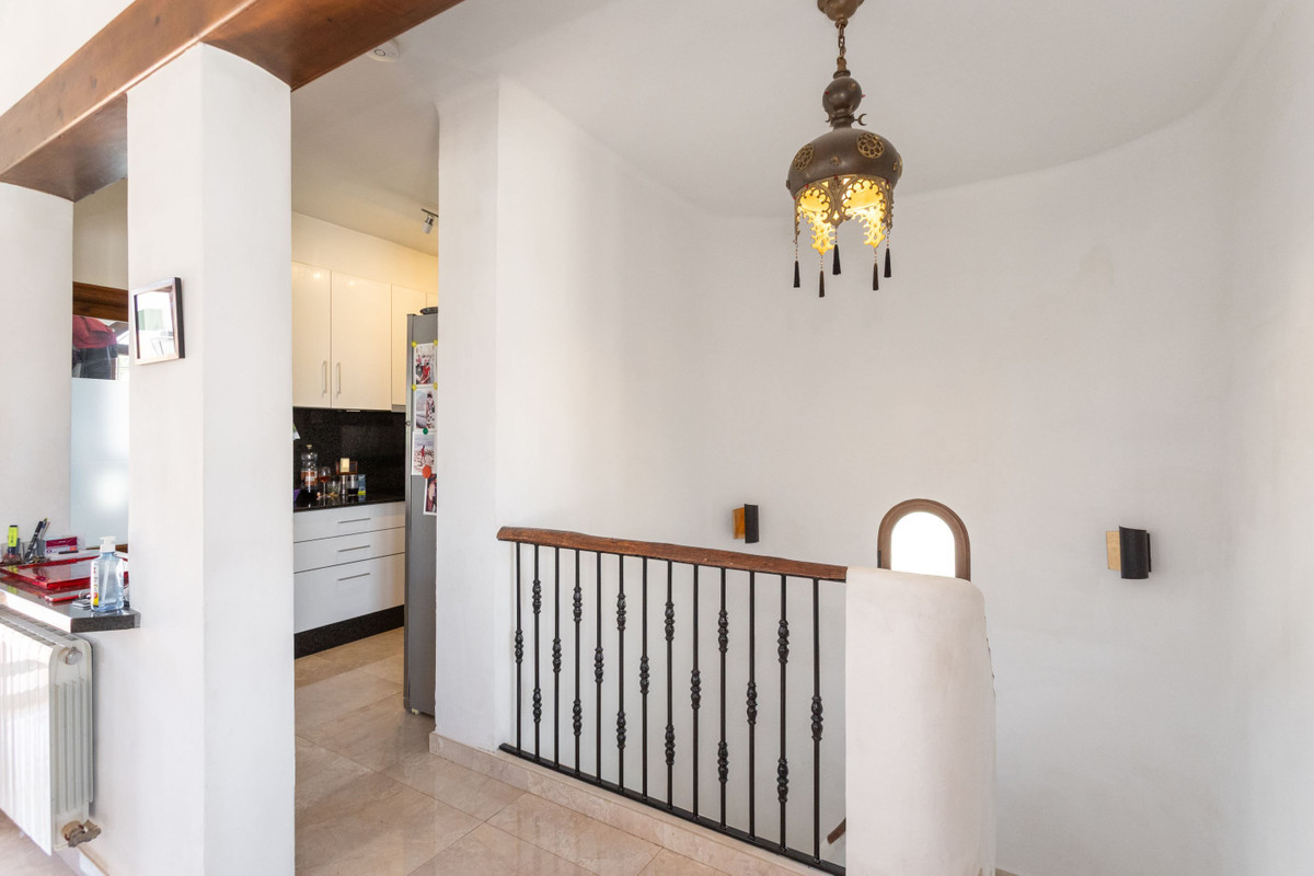 4 Bed Townhouse for sale in Villamartin Costa Blanca, Alicante, Spain