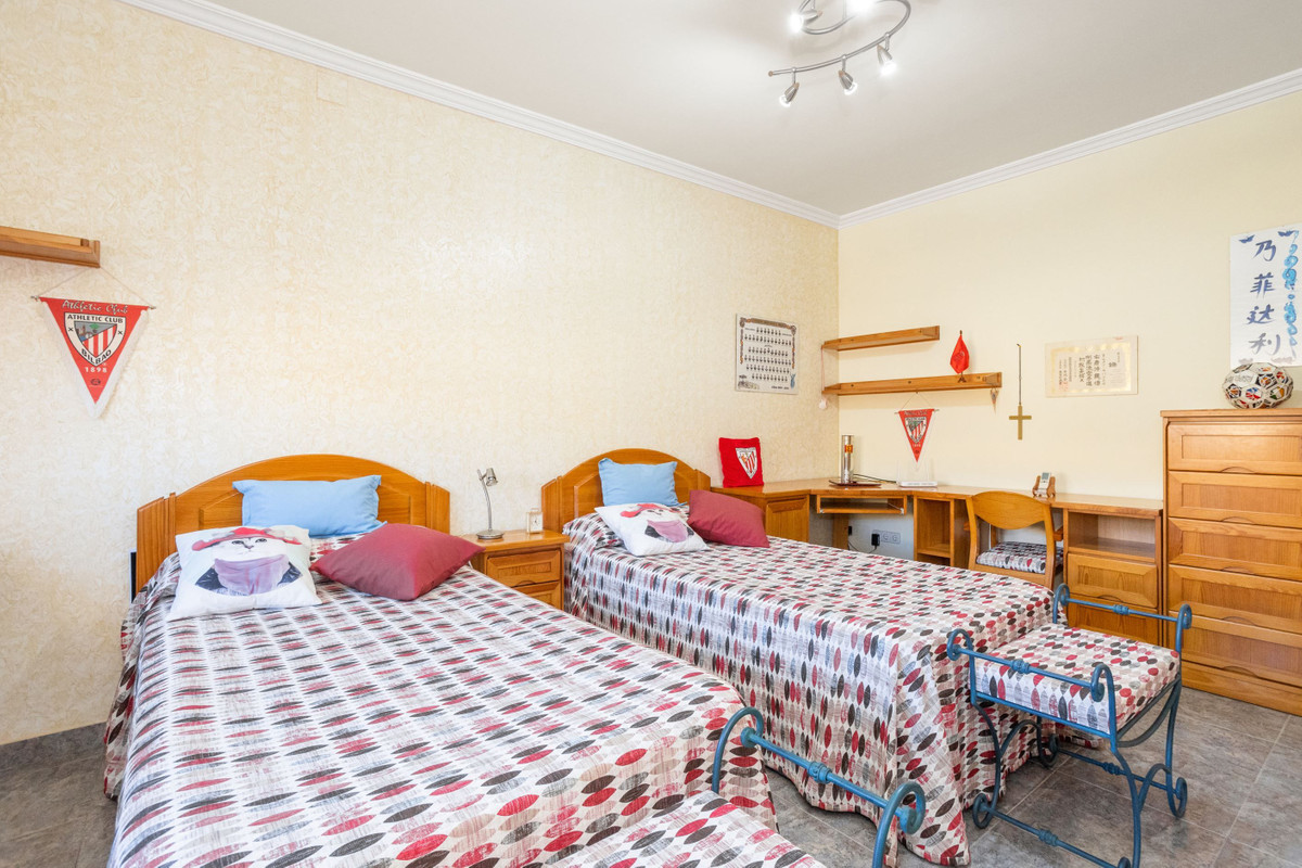 Se vende Villa - Chalet de 4 dormitorios en Costa Calida, Murcia, España