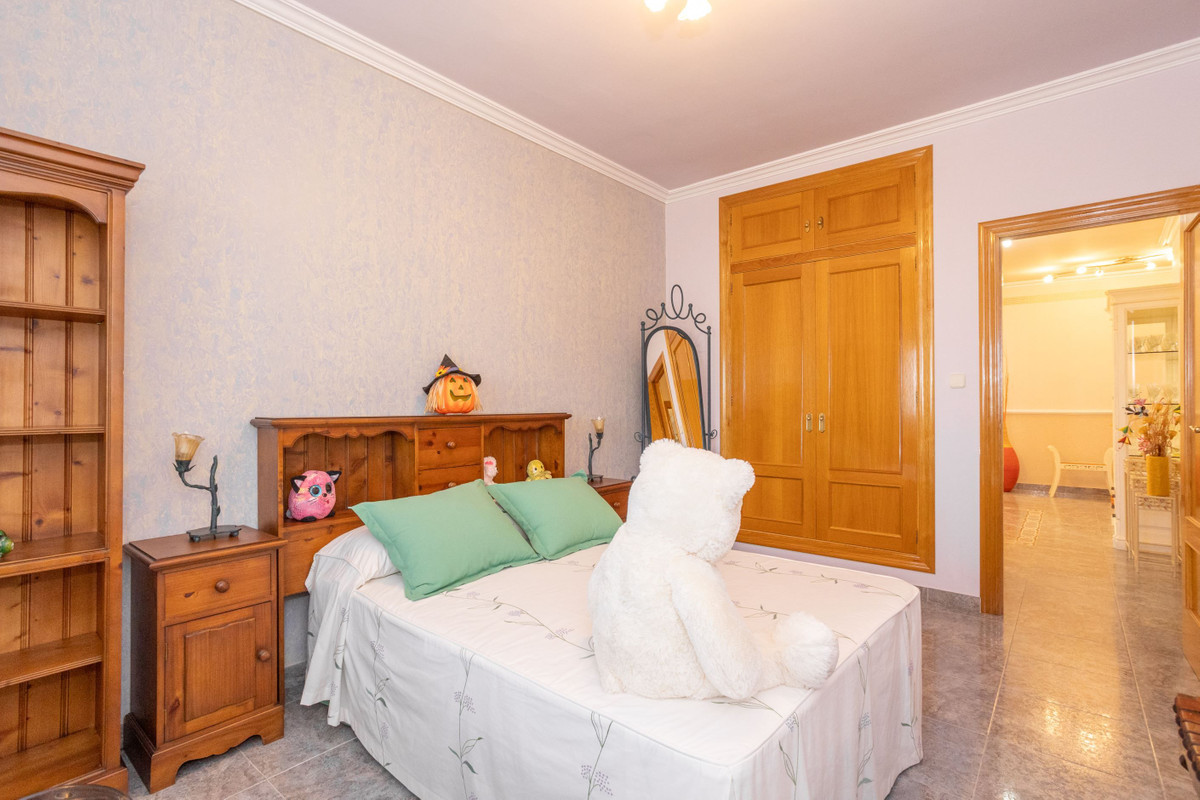 Se vende Villa - Chalet de 4 dormitorios en Costa Calida, Murcia, España