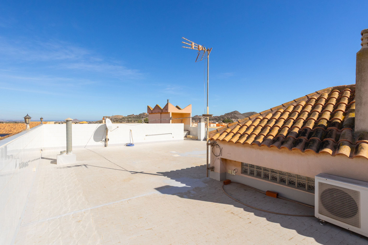 Se vende Villa - Chalet de 4 dormitorios en Costa Calida, Murcia, España