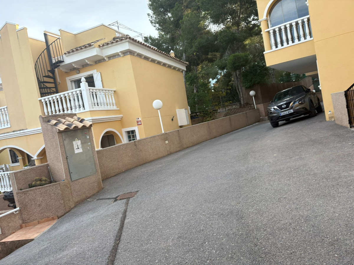2 Bed Townhouse for sale in Algorfa Costa Blanca, Alicante, Spain