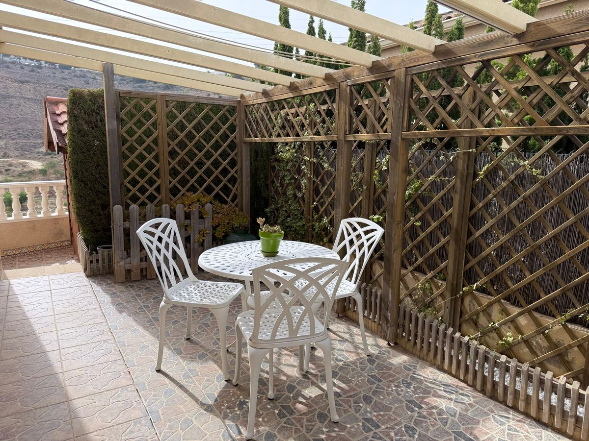 Se vende Villa - Chalet de 4 dormitorios en Costa Blanca, Alicante, España