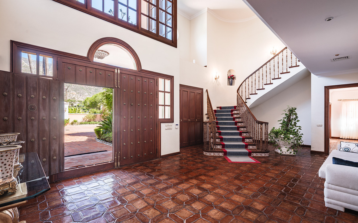 Se vende Villa - Chalet de 20 dormitorios en Costa Del Sol, Málaga, España