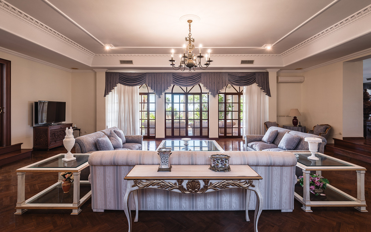Se vende Villa - Chalet de 20 dormitorios en Costa Del Sol, Málaga, España