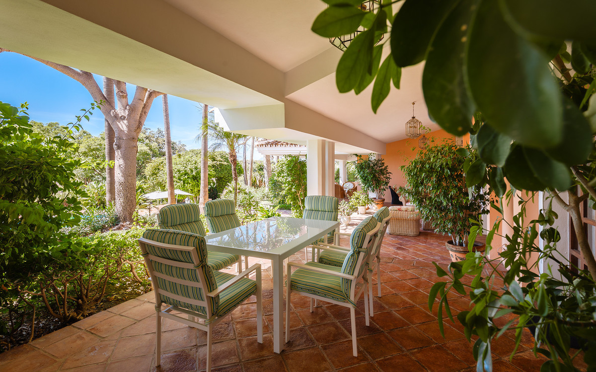 Se vende Villa - Chalet de 20 dormitorios en Costa Del Sol, Málaga, España