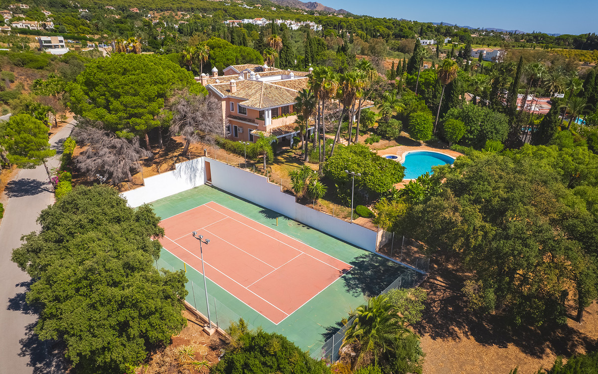 Se vende Villa - Chalet de 20 dormitorios en Costa Del Sol, Málaga, España