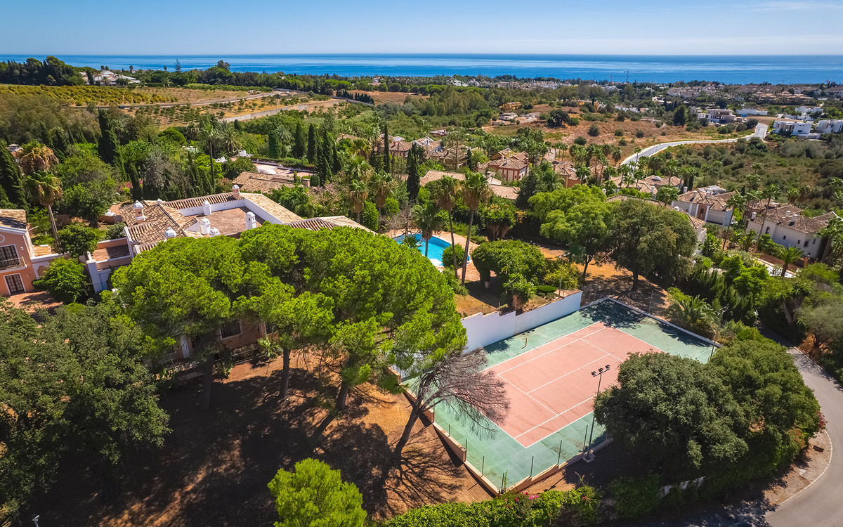 Se vende Villa - Chalet de 20 dormitorios en Costa Del Sol, Málaga, España