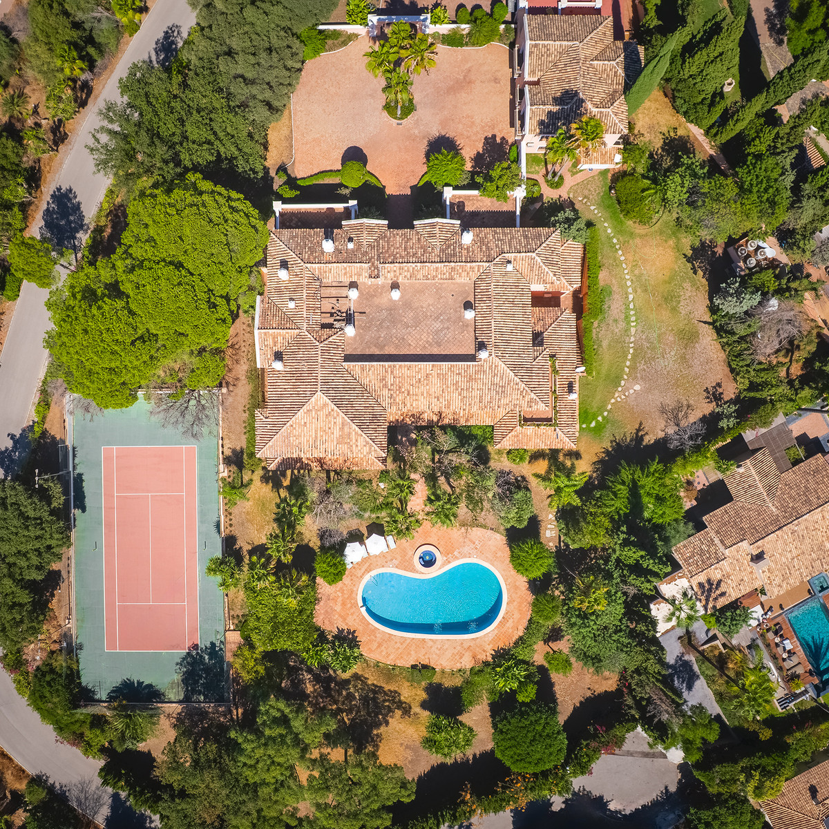 Se vende Villa - Chalet de 20 dormitorios en Costa Del Sol, Málaga, España