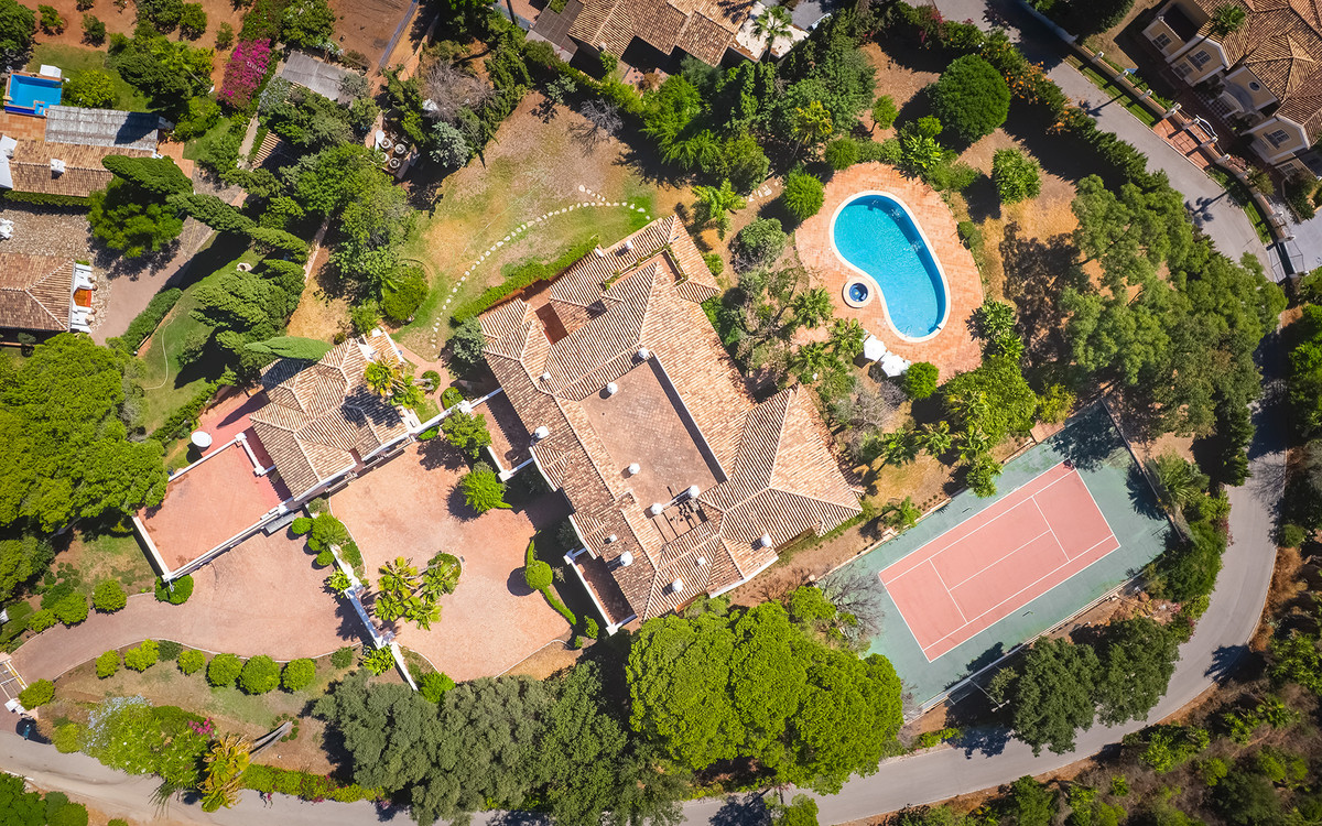 Se vende Villa - Chalet de 20 dormitorios en Costa Del Sol, Málaga, España