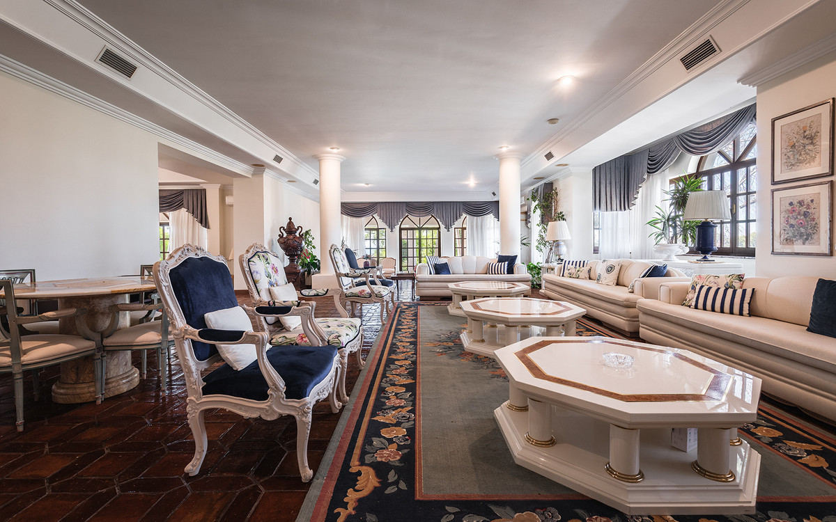 Se vende Villa - Chalet de 20 dormitorios en Costa Del Sol, Málaga, España