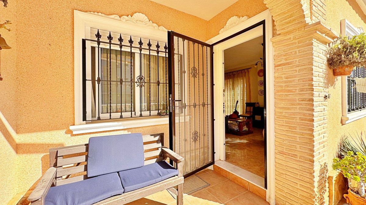 Se vende Adosada de 3 dormitorios en Costa Blanca, Alicante, España