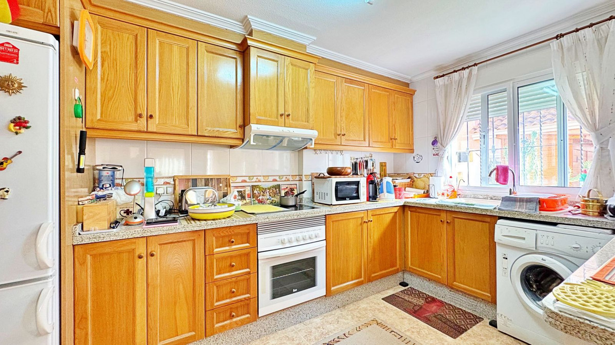 Se vende Adosada de 3 dormitorios en Costa Blanca, Alicante, España
