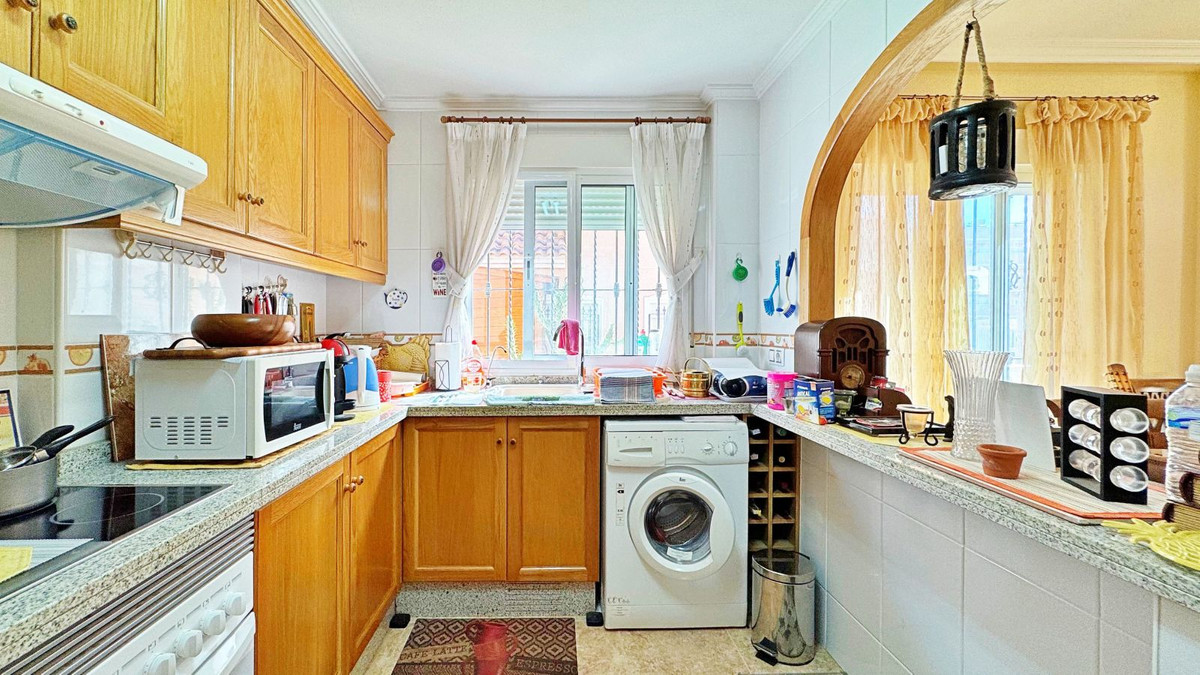 Se vende Adosada de 3 dormitorios en Costa Blanca, Alicante, España
