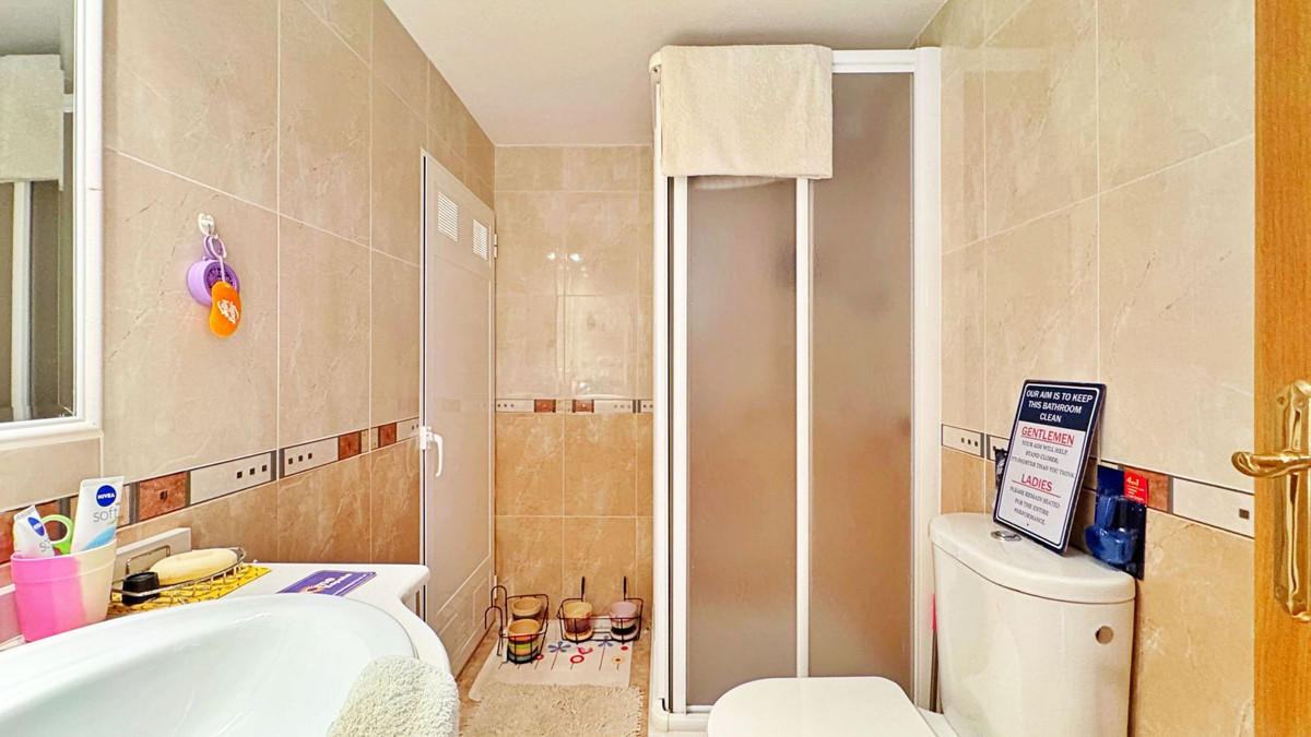 Se vende Adosada de 3 dormitorios en Costa Blanca, Alicante, España