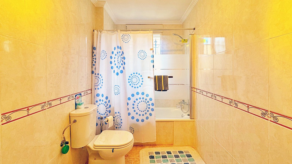 Se vende Adosada de 3 dormitorios en Costa Blanca, Alicante, España