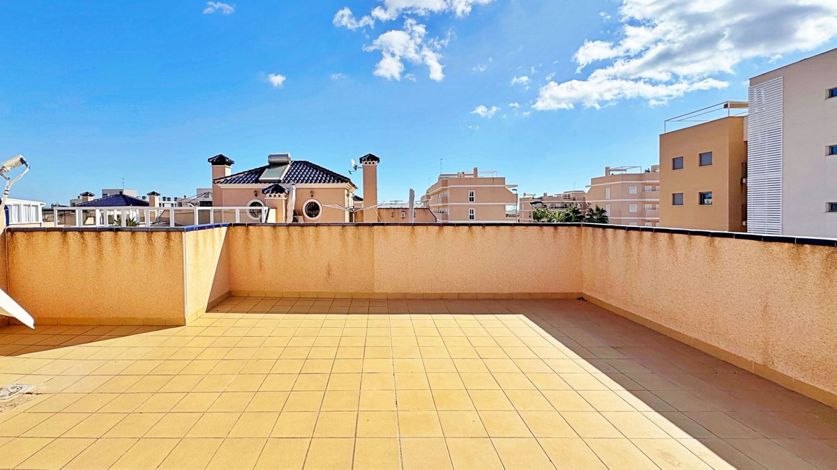 Se vende Adosada de 3 dormitorios en Costa Blanca, Alicante, España