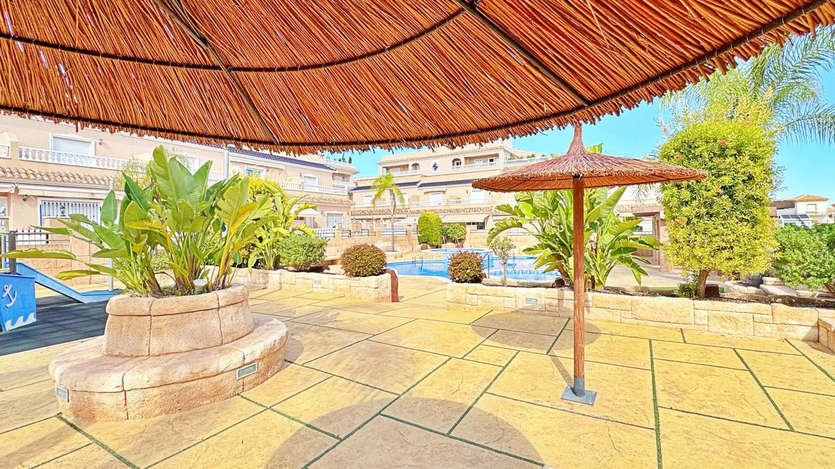 Se vende Adosada de 3 dormitorios en Costa Blanca, Alicante, España