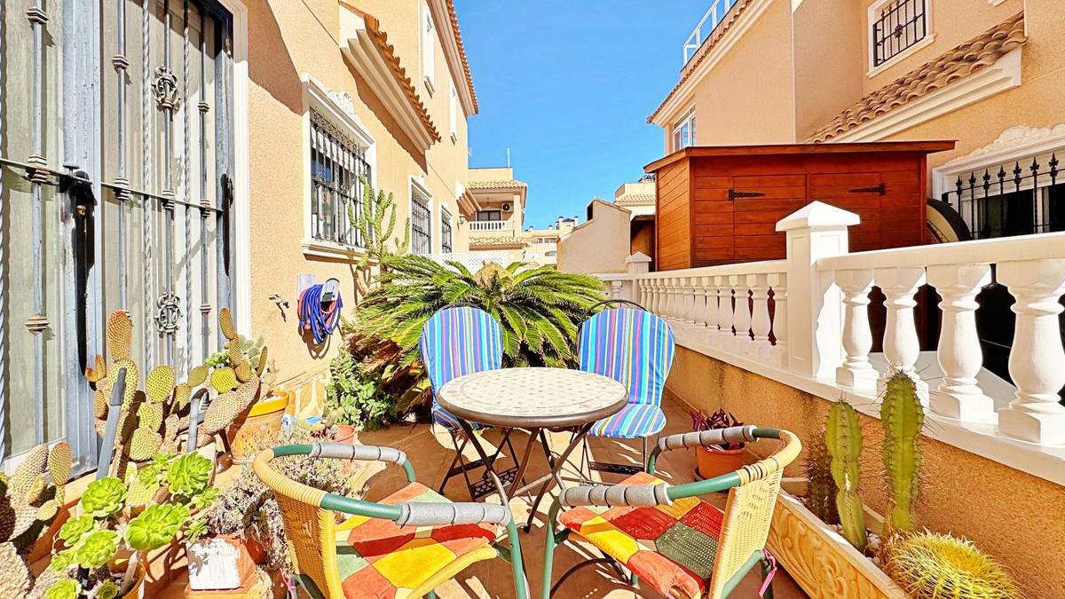Se vende Adosada de 3 dormitorios en Costa Blanca, Alicante, España