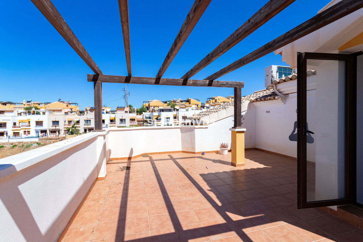Se vende Adosada de 3 dormitorios en Costa Del Sol East, Málaga, España