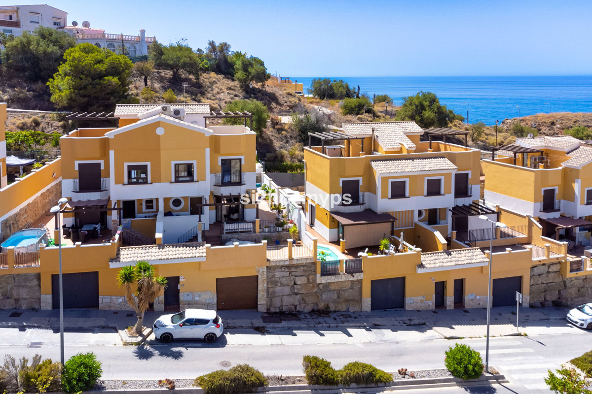 Se vende Adosada de 3 dormitorios en Costa Del Sol East, Málaga, España