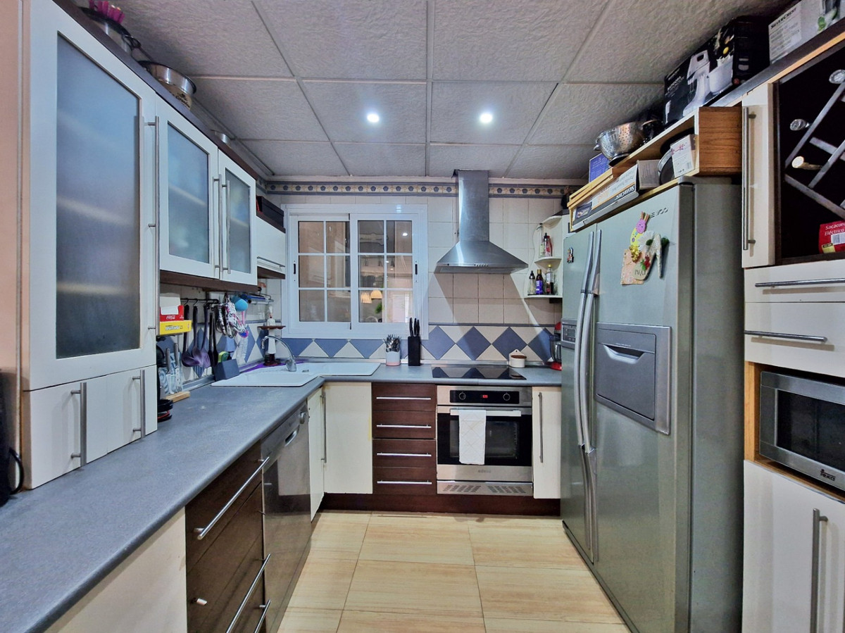 Se vende Adosada de 10 dormitorios en Costa Blanca, Alicante, España