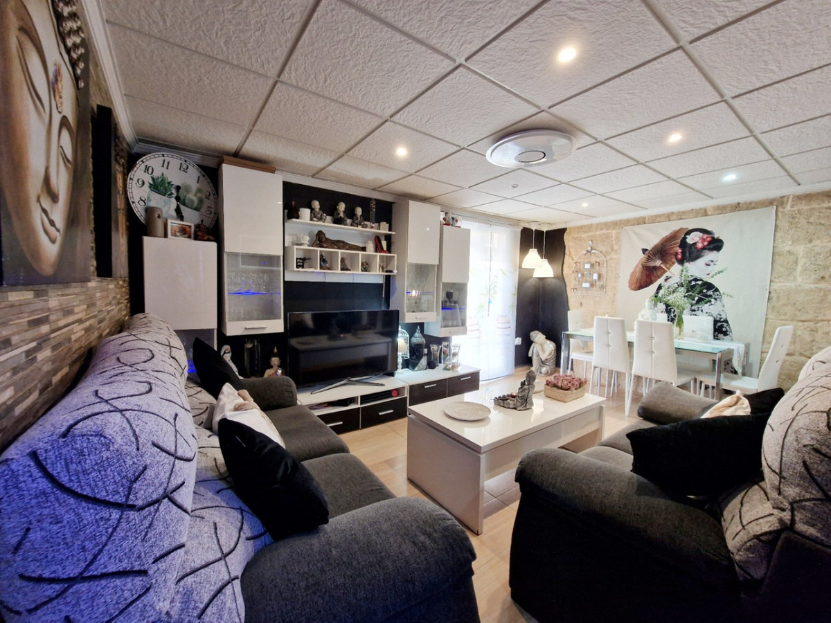 Se vende Adosada de 10 dormitorios en Costa Blanca, Alicante, España