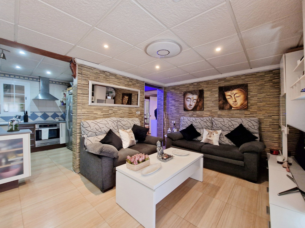 Se vende Adosada de 10 dormitorios en Costa Blanca, Alicante, España