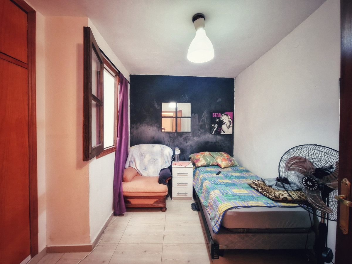 Se vende Adosada de 10 dormitorios en Costa Blanca, Alicante, España