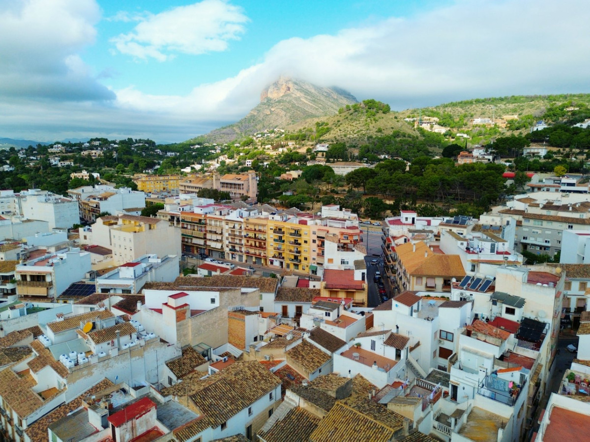 Se vende Adosada de 10 dormitorios en Costa Blanca, Alicante, España