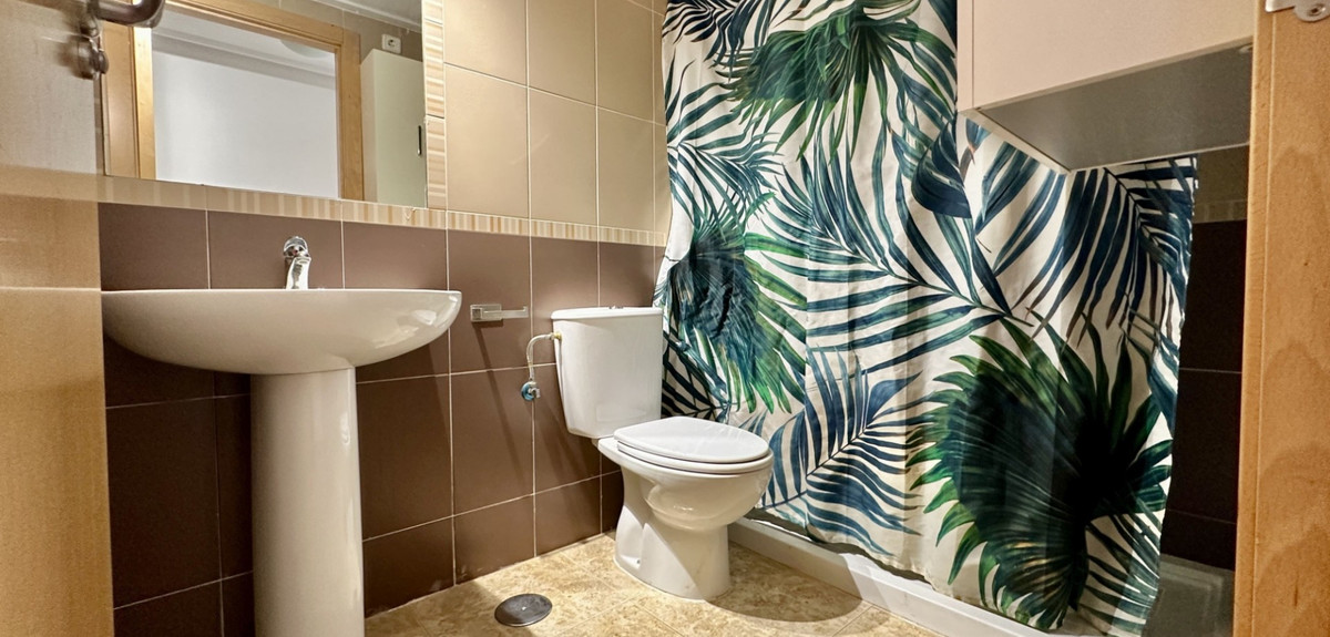 Se vende Apartamento Planta Baja de 3 dormitorios en Costa Blanca, Alicante, España