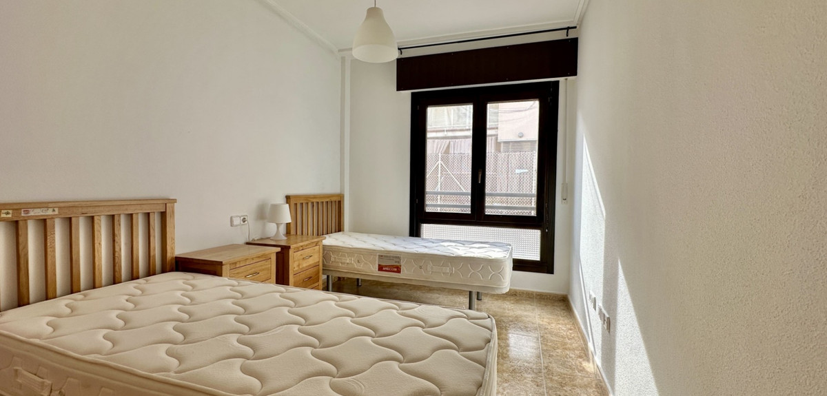 Se vende Apartamento Planta Baja de 3 dormitorios en Costa Blanca, Alicante, España
