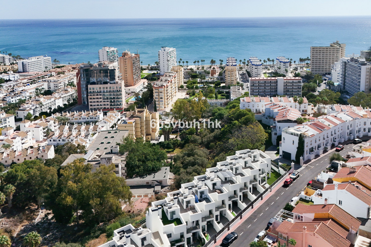 3 Bed Townhouse for sale in Benalmadena Costa Costa Del Sol, Málaga, Spain
