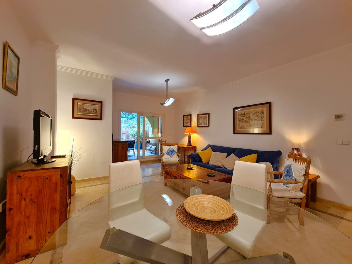 Se vende Apartamento Planta Baja de 1 dormitorios en Costa Del Sol, Cadiz, España
