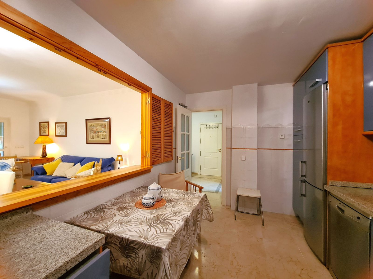 Se vende Apartamento Planta Baja de 1 dormitorios en Costa Del Sol, Cadiz, España