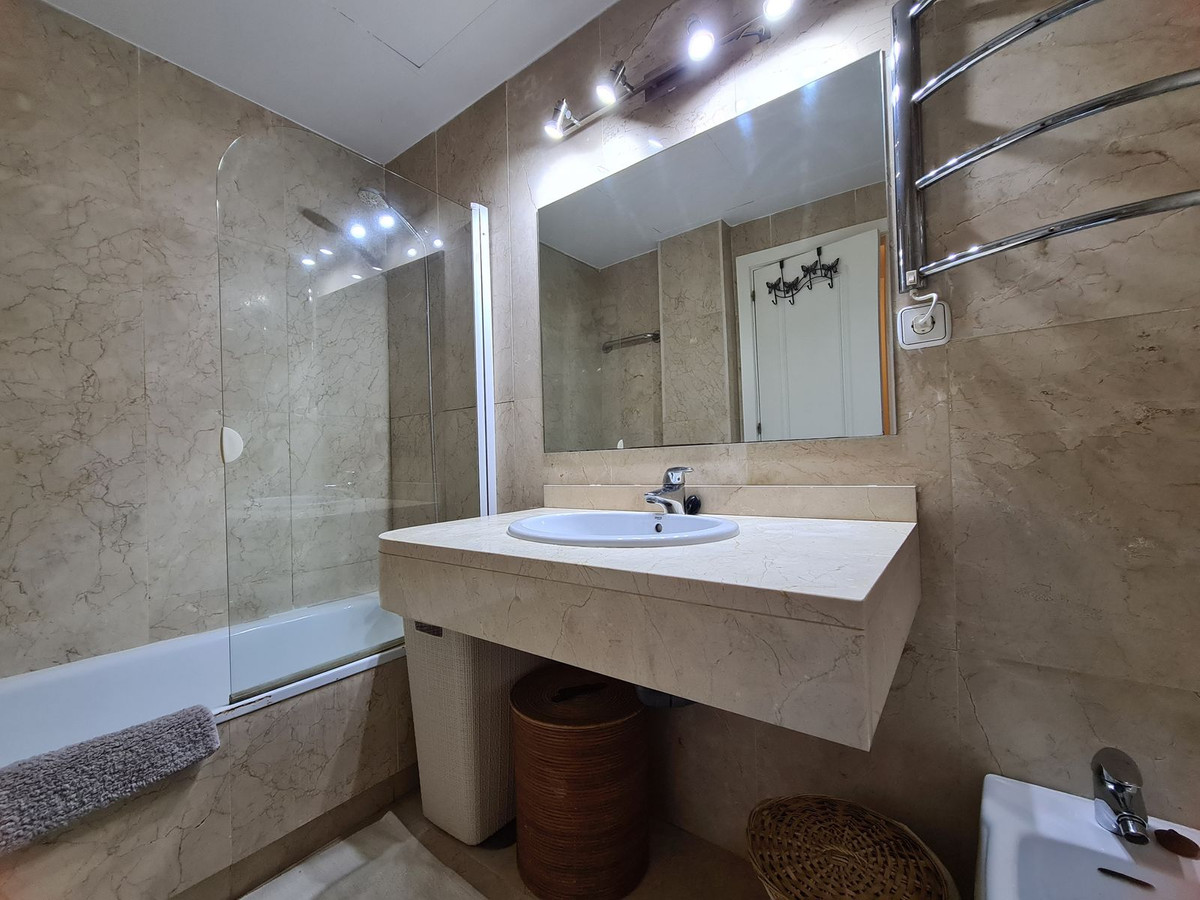Se vende Apartamento Planta Baja de 1 dormitorios en Costa Del Sol, Cadiz, España