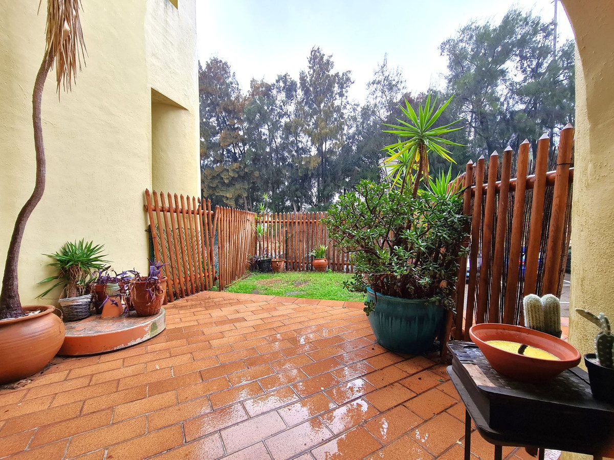 Se vende Apartamento Planta Baja de 1 dormitorios en Costa Del Sol, Cadiz, España