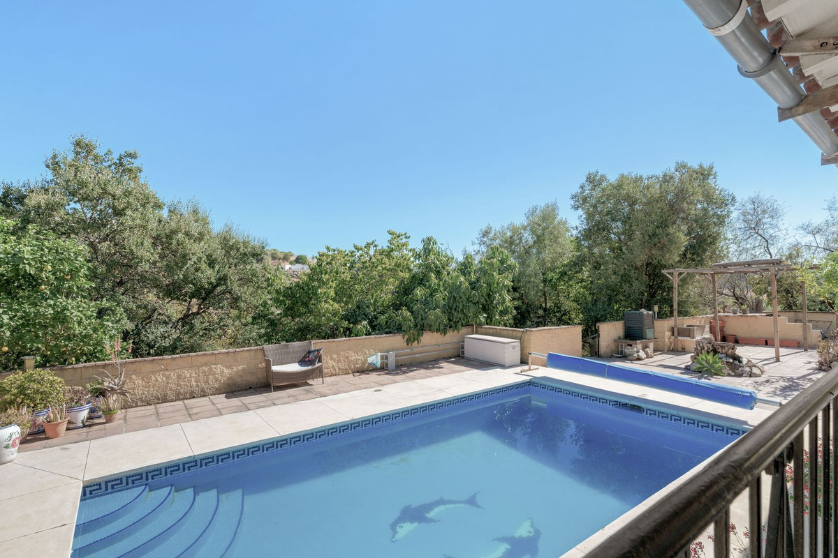 Se vende Finca - Cortijo de 3 dormitorios en Costa Del Sol, Málaga, España