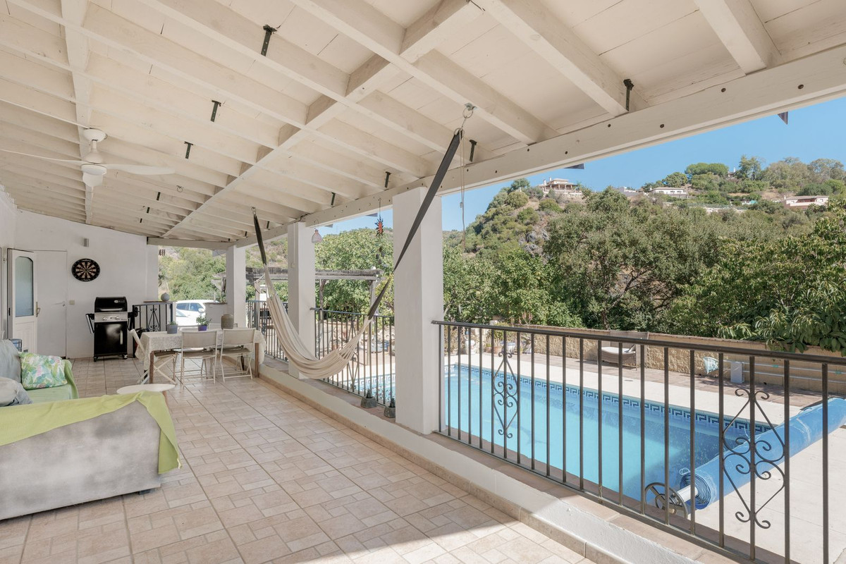 Se vende Finca - Cortijo de 3 dormitorios en Costa Del Sol, Málaga, España