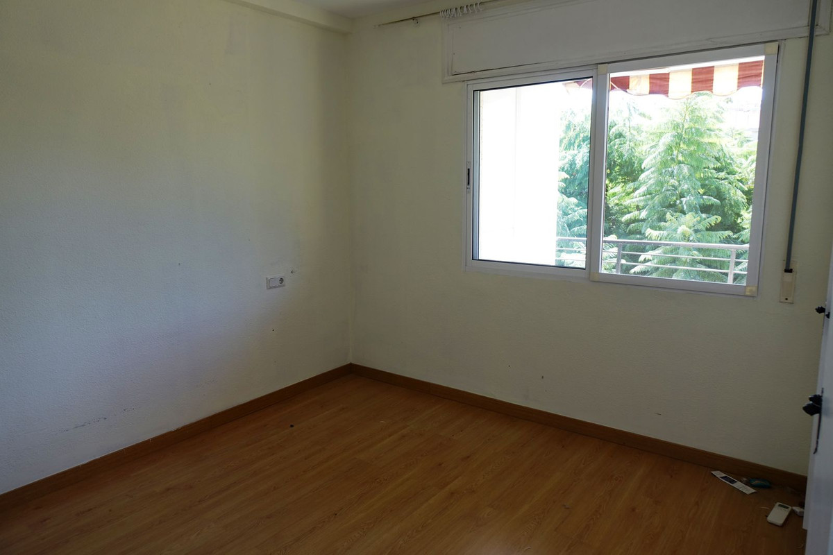 Se vende Apartamento en Planta Última de 3 dormitorios en Costa Del Sol, Málaga, España