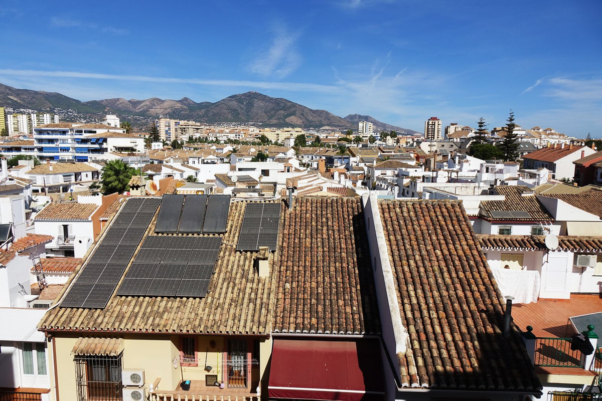 Se vende Apartamento en Planta Última de 3 dormitorios en Costa Del Sol, Málaga, España