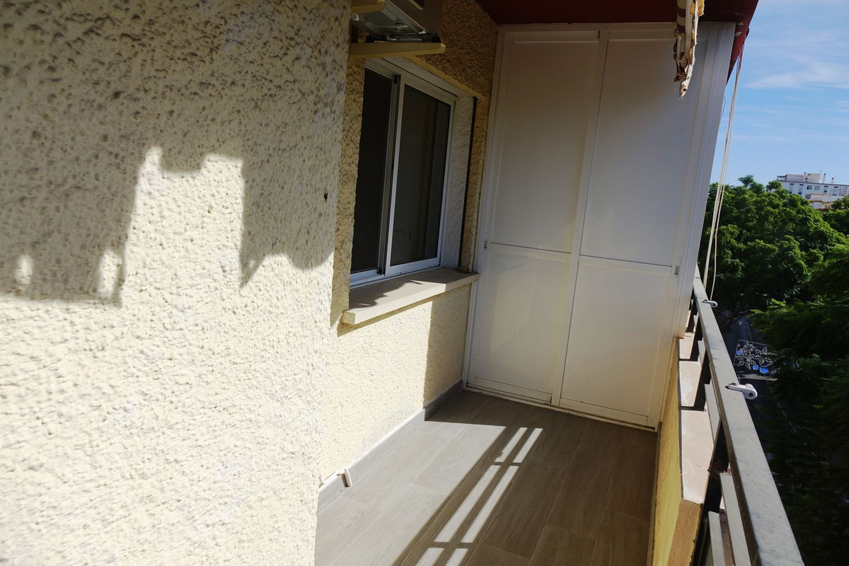 Se vende Apartamento en Planta Última de 3 dormitorios en Costa Del Sol, Málaga, España