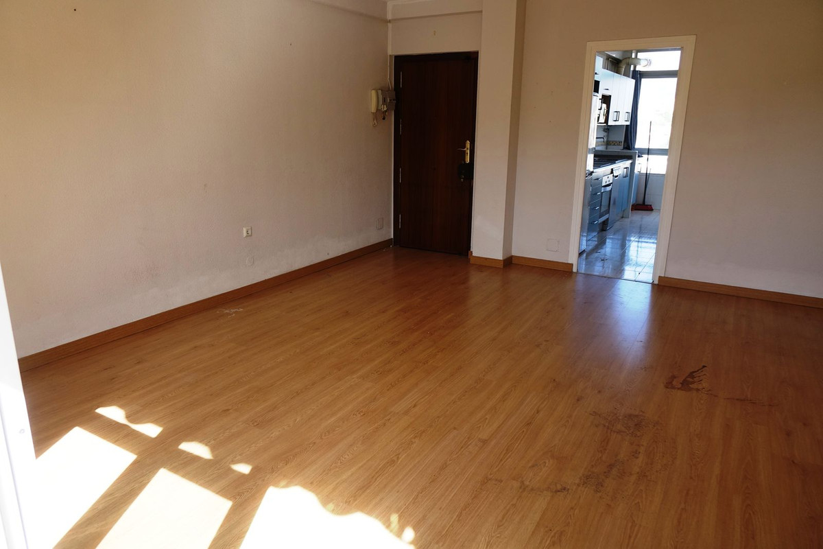 Se vende Apartamento en Planta Última de 3 dormitorios en Costa Del Sol, Málaga, España