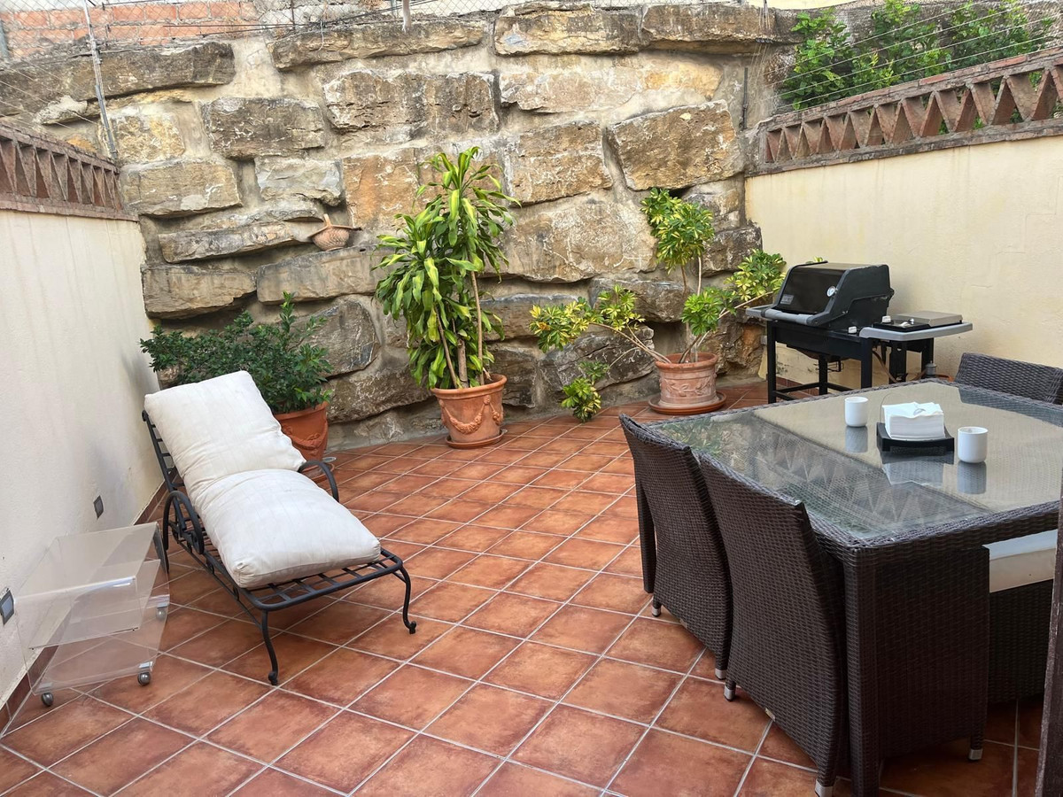 5 Bed Townhouse for sale in Marbella Costa Del Sol, Málaga, Spain
