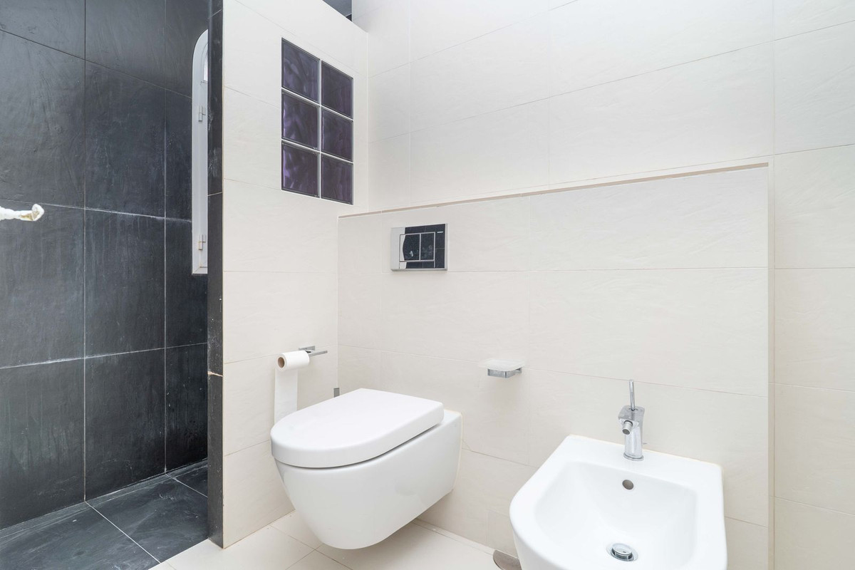 Se vende Adosada de 3 dormitorios en Costa Del Sol, Málaga, España